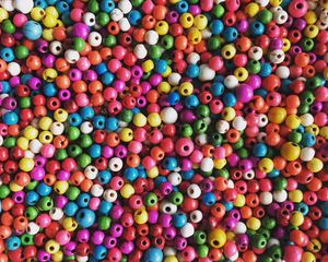 Preview wallpaper beads, colorful, varicoloured