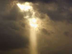 Preview wallpaper beam, clouds, light, sky