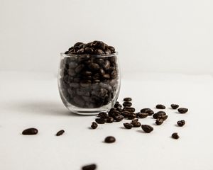 Preview wallpaper beans, coffee, glass, white