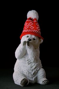 Preview wallpaper bear, statuette, hat