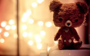 Preview wallpaper bear, toy, soft, glare