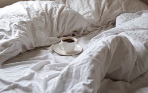 Preview wallpaper bed, coffee, cup, pillows, white