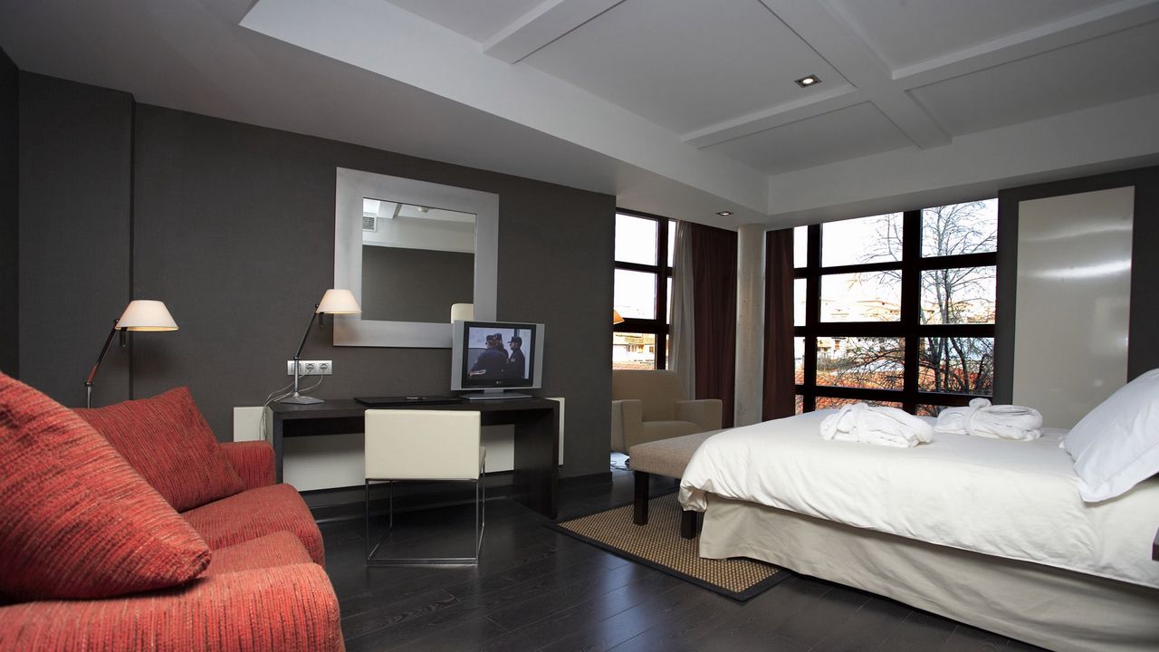 Wallpaper bedding, furniture, room, design, interior