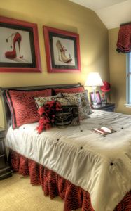 Preview wallpaper bedroom, bathroom, bedding, paintings, comfort