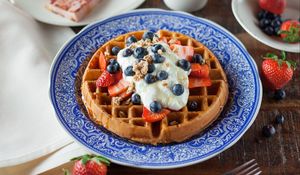 Preview wallpaper belgian waffle, waffle, berries, topping, dessert