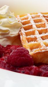 Preview wallpaper belgian waffles, powder, raspberry, cream, jam