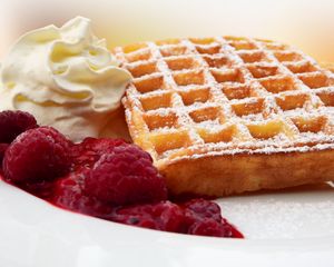 Preview wallpaper belgian waffles, powder, raspberry, cream, jam