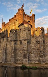 Preview wallpaper belgium, castle, moat, wall