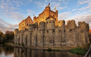 Preview wallpaper belgium, castle, moat, wall