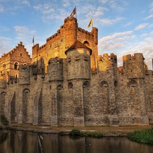 Preview wallpaper belgium, castle, moat, wall