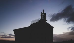 Preview wallpaper bell tower, buildings, silhouette, evening