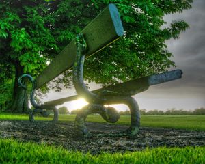 Preview wallpaper bench, park, tree, clouds, sun, evening