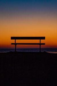 Preview wallpaper bench, sky, horizon