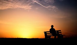 Preview wallpaper bench, sunset, people, solitude