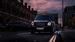 Preview wallpaper bentley, car, front view, road