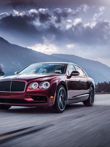 Preview wallpaper bentley, flying spur, movement