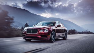 Preview wallpaper bentley, flying spur, movement