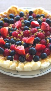 Preview wallpaper berries, pie, dessert, food, summer