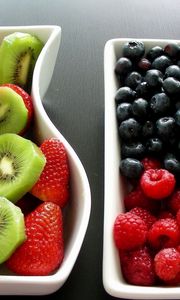 Preview wallpaper berries, raspberries, fruit, strawberry, food