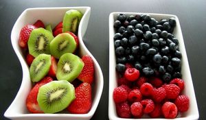 Preview wallpaper berries, raspberries, fruit, strawberry, food