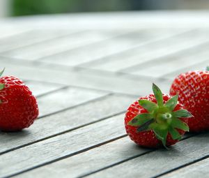 Preview wallpaper berries, strawberries, close-up