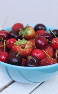 Preview wallpaper berries, strawberry, cherry, black cherry, vitamins