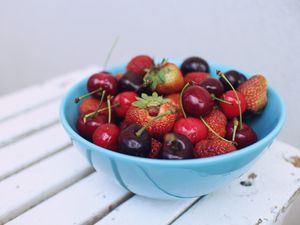 Preview wallpaper berries, strawberry, cherry, black cherry, vitamins