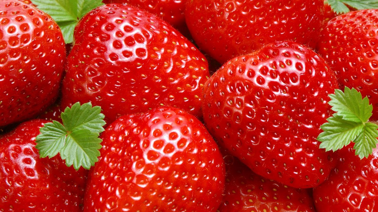 Wallpaper berry, ripe, strawberries, red