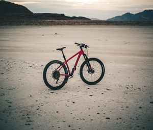 Preview wallpaper bicycle, bike, mtb, red, beach