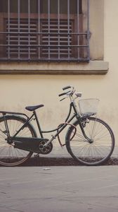 Preview wallpaper bicycle, building, street