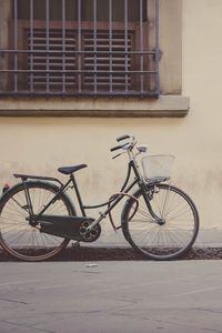 Preview wallpaper bicycle, building, street