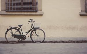 Preview wallpaper bicycle, building, street