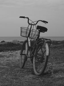 Preview wallpaper bicycle, bw, old