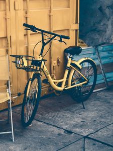 Preview wallpaper bicycle, door, yellow