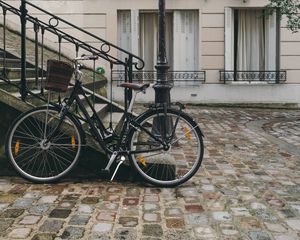 Preview wallpaper bicycle, street, city, facade