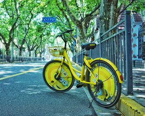 Preview wallpaper bicycle, street, yellow