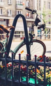 Preview wallpaper bicycle, vintage, flower bed, fence