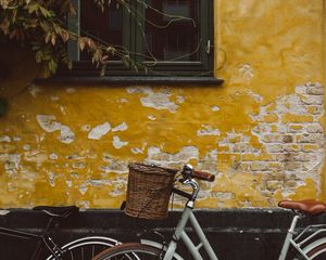 Preview wallpaper bicycle, wall, window