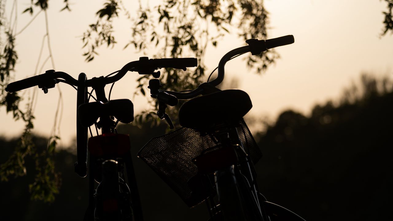 Wallpaper bicycles, bikes, silhouettes, twilight, dark