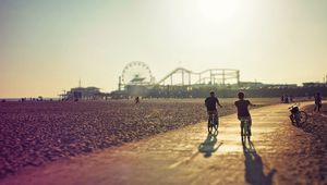 Preview wallpaper bicycles, couple, riding, entertainment, attractions