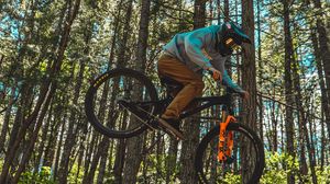 Preview wallpaper bike, cyclist, stunt, jump, extreme