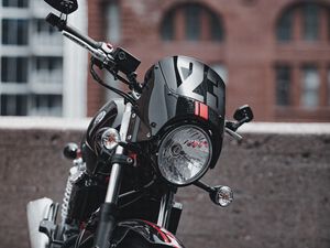 Preview wallpaper bike, motorcycle, side view, lantern