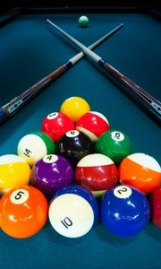 Preview wallpaper billiard, balls, cue, table