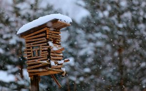 Preview wallpaper birdhouse, snow, winter