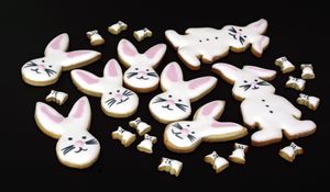 Preview wallpaper biscuits, rabbits, glaze, sweet