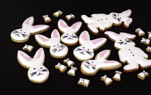 Preview wallpaper biscuits, rabbits, glaze, sweet