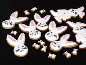 Preview wallpaper biscuits, rabbits, glaze, sweet