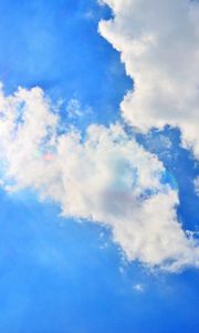 Preview wallpaper blue sky, sun, light, clouds, day, air