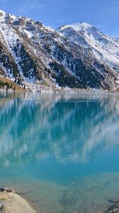 Preview wallpaper blue water, lake, mountains, winter, snow, freshness