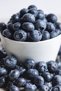 Preview wallpaper blueberries, berries, bowl, macro